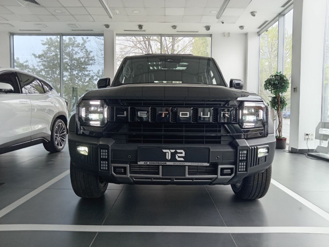 Jetour T2 2.0 TD 250ks LUX 