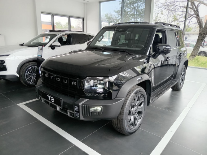 Jetour T2 2.0 TD 250ks LUX 