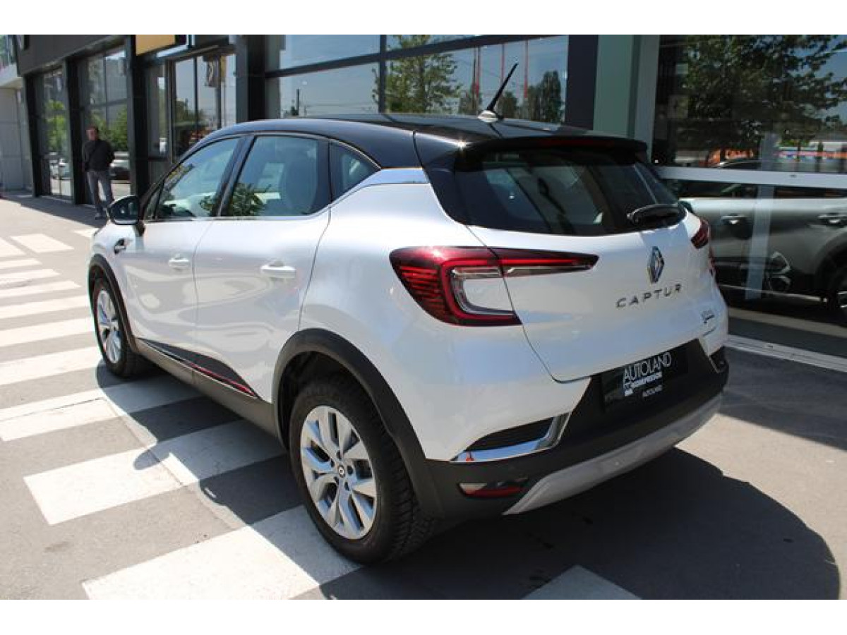 Renault Captur 1.3 tCe DCT Intens 