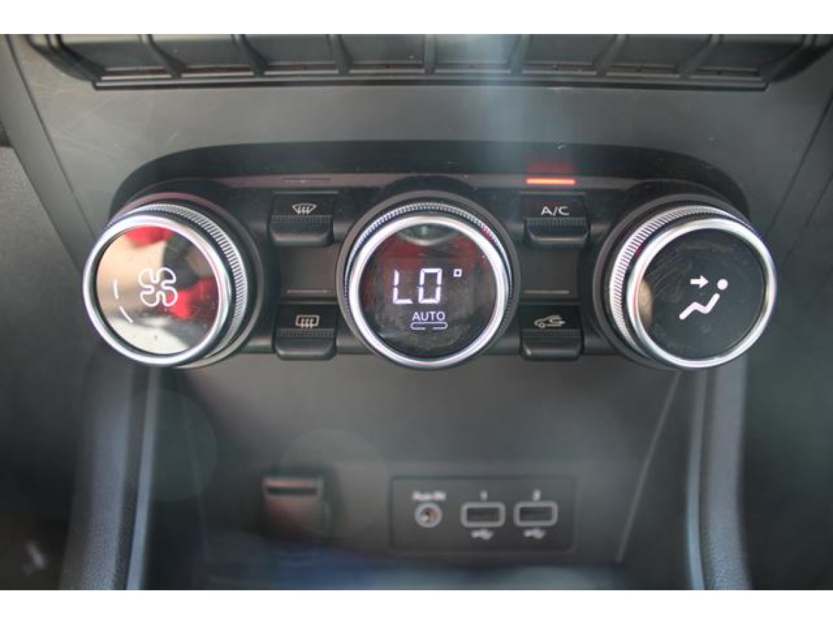 Renault Captur 1.3 tCe DCT Intens 