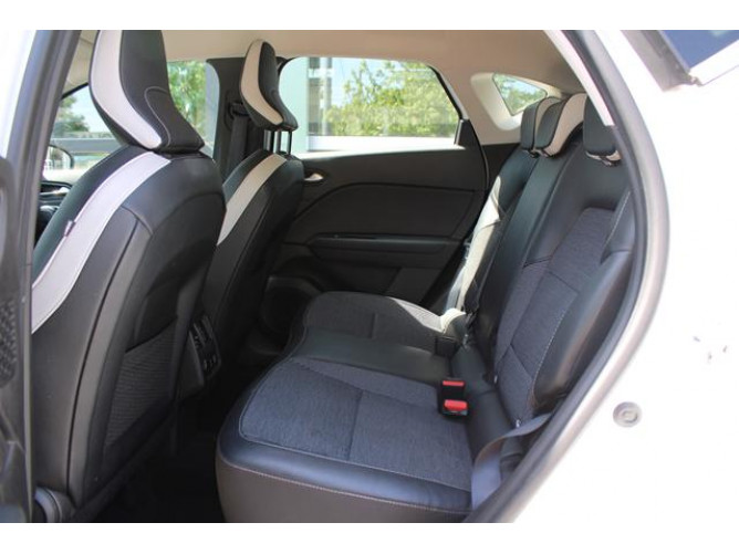 Renault Captur 1.3 tCe DCT Intens 