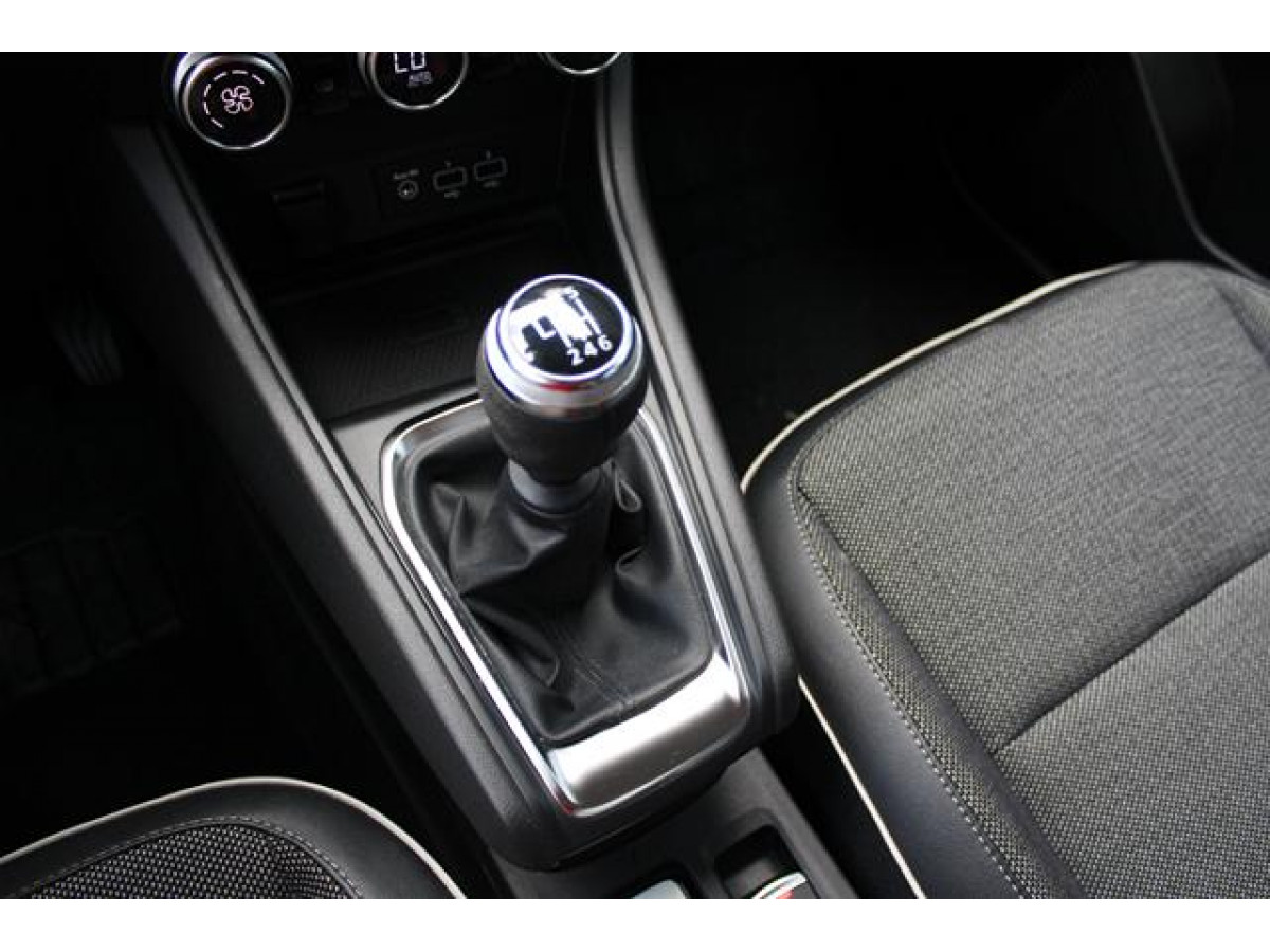 Renault Captur 1.0 tCe Intens 
