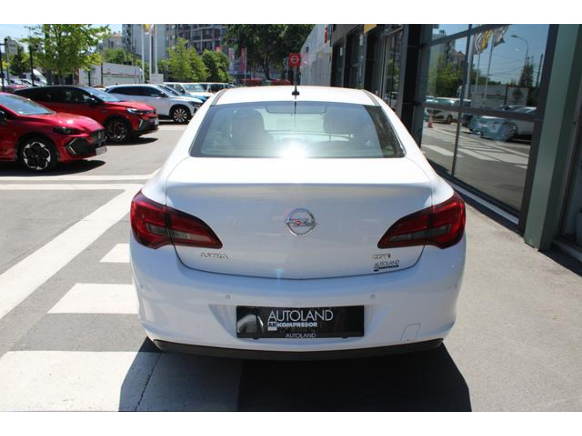 Opel Astra J 1.6 CDTI ENJOY 