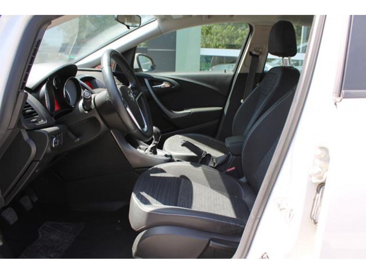 Opel Astra J 1.6 CDTI ENJOY 