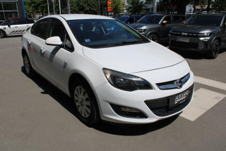 Opel Astra J 1.6 CDTI ENJOY 