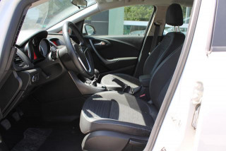 Opel Astra J 1.6 CDTI ENJOY 