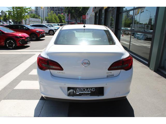 Opel Astra J 1.6 CDTI ENJOY 