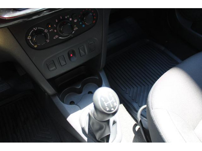 Dacia Sandero 1.0 SCE 