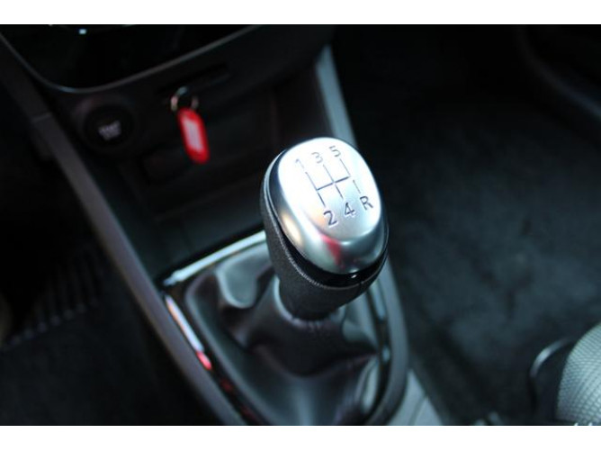 Renault Clio 0.9 ZEN 