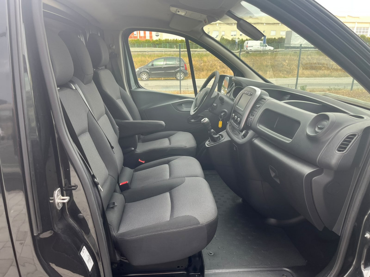 Renault Trafic 2.0 dCi 