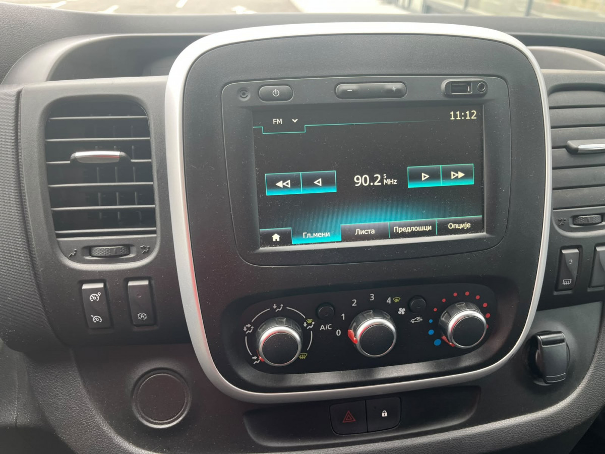 Renault Trafic 2.0 dCi 