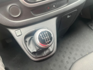 Renault Trafic 2.0 dCi 