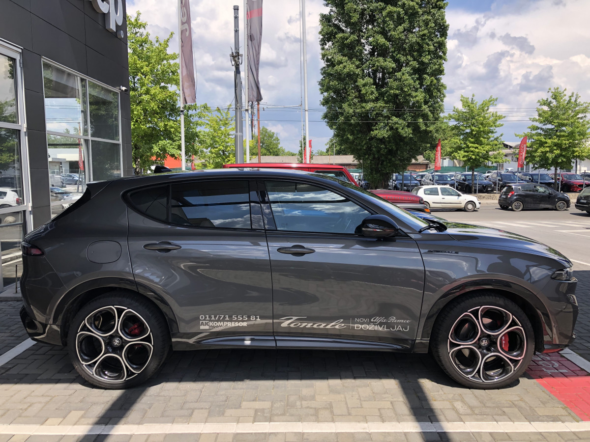 Alfa Romeo Tonale 1.5 MHEV 160ks+20ks FWD DCT7 SPECIALE