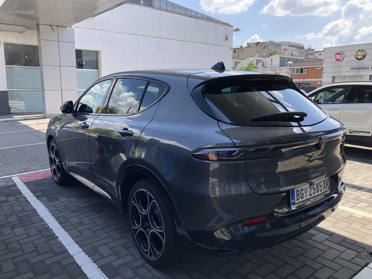 Alfa Romeo Tonale 1.5 MHEV 160ks+20ks FWD DCT7 SPECIALE