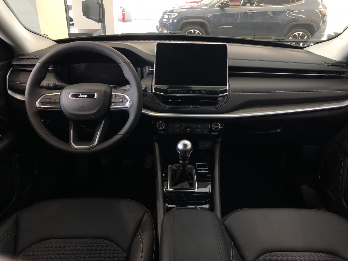 Jeep Compass 1.6mjet 130ks MT Limited -pack 2