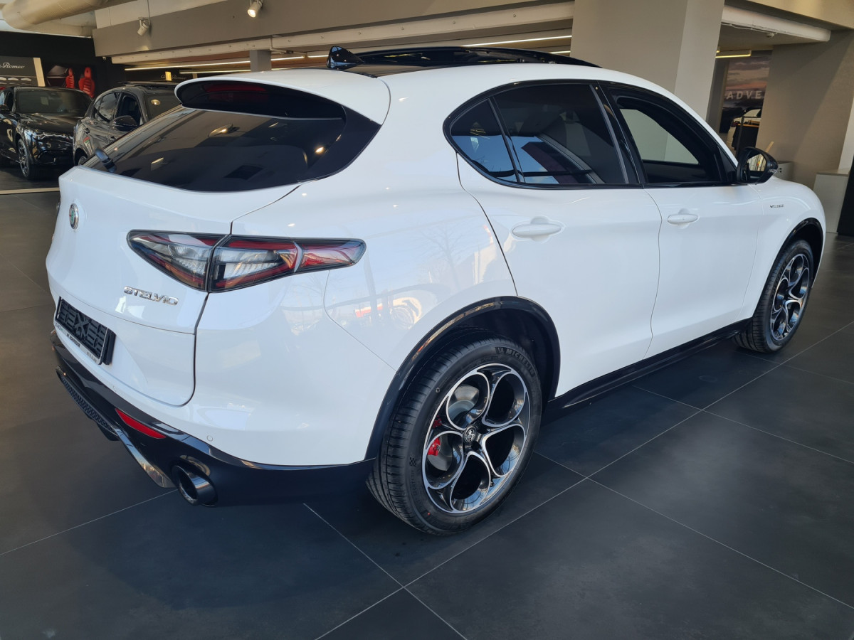 Alfa Romeo Stelvio 2.0 Petrol 280KS Q4 AT8 VELOCE