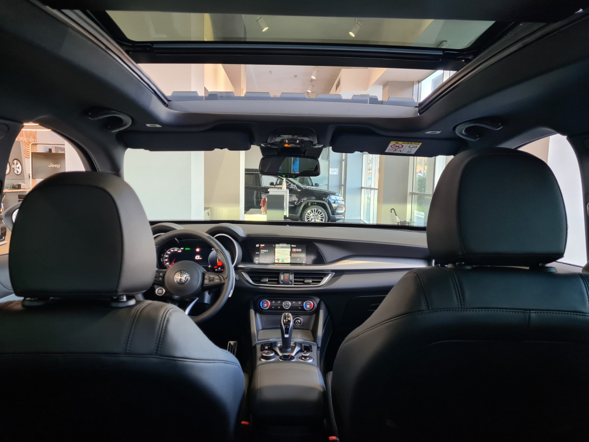 Alfa Romeo Stelvio 2.0 Petrol 280KS Q4 AT8 VELOCE