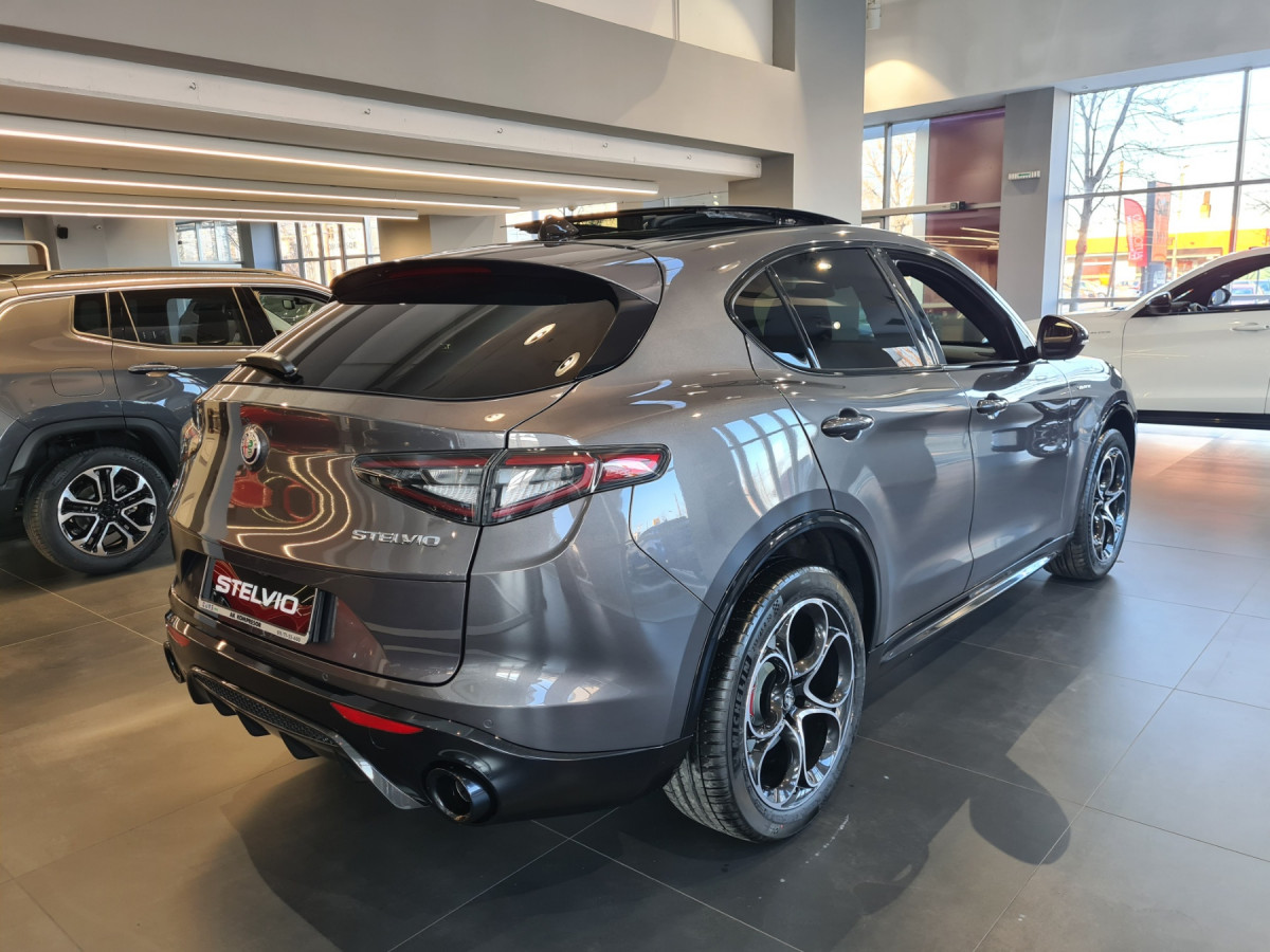 Alfa Romeo Stelvio 2.0 Petrol 280KS Q4 AT8 VELOCE
