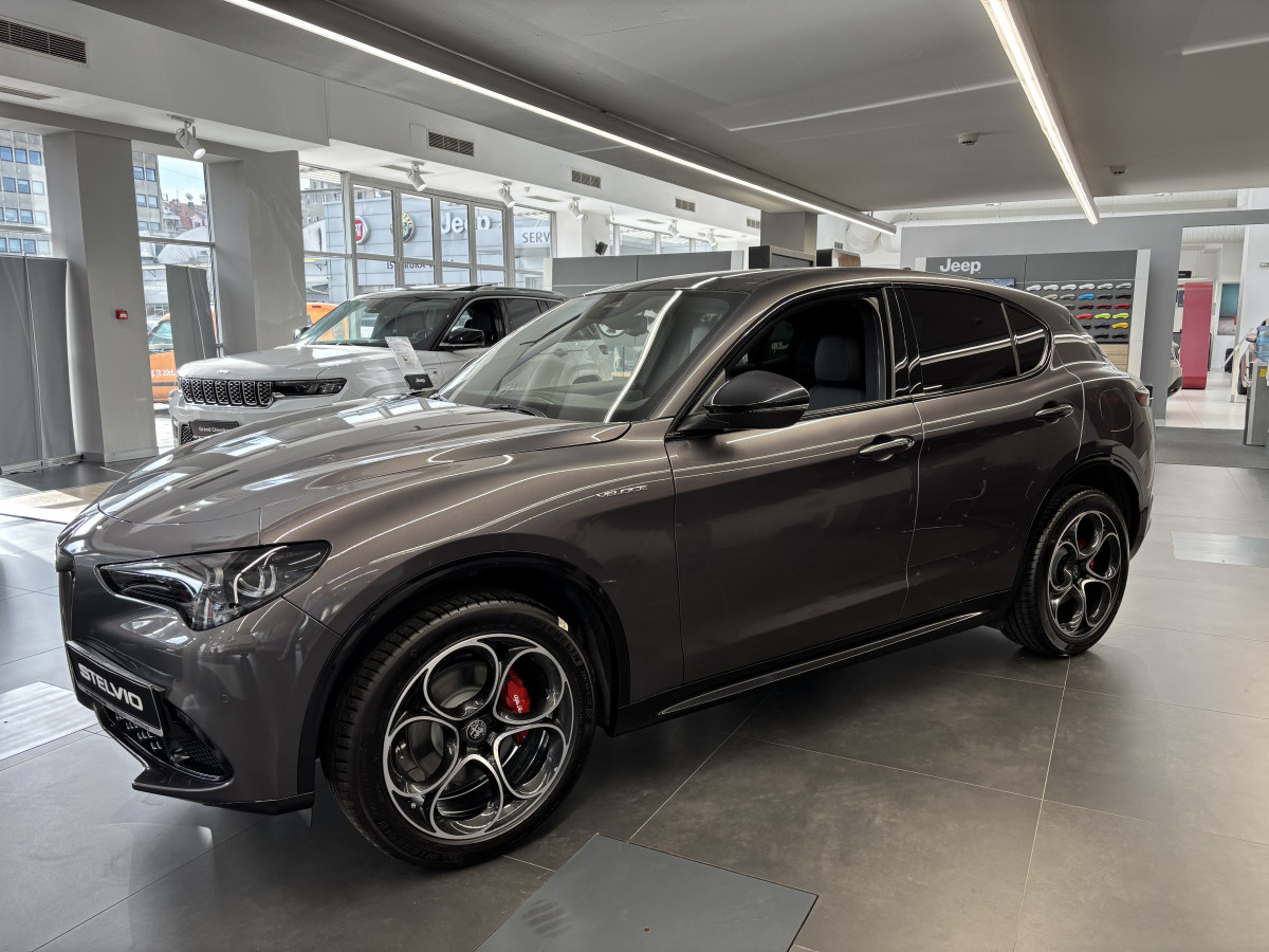 Alfa Romeo Stelvio 2.0 Petrol 280KS Q4 AT8 VELOCE