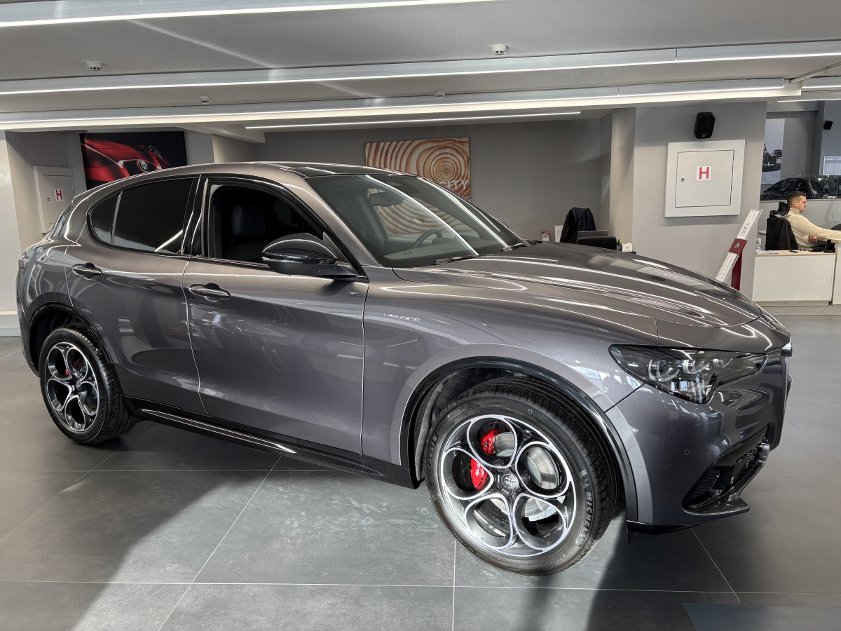 Alfa Romeo Stelvio 2.0 Petrol 280KS Q4 AT8 VELOCE