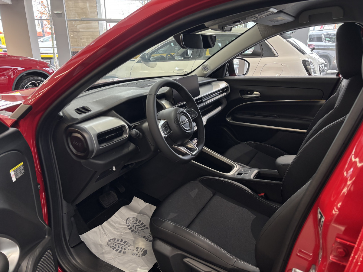 Jeep Avenger MHEV 1.2 100ks DCT6 Summit