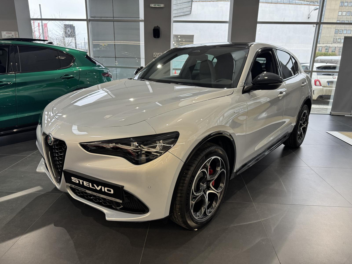 Alfa Romeo Stelvio 2.0 Petrol 280KS Q4 AT8 VELOCE 