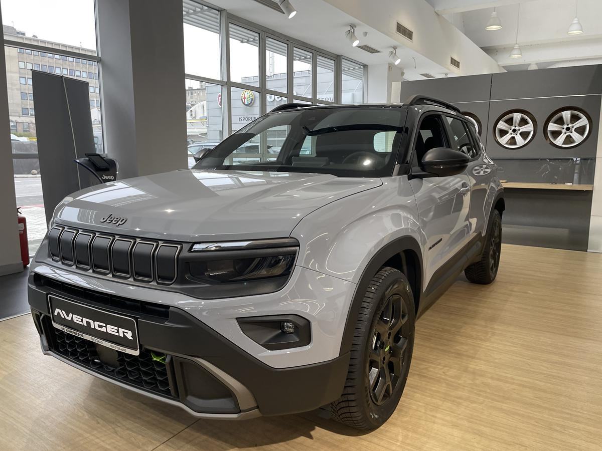 Jeep Avenger MHEV 1.2 136ks DCT6 UPLAND 4X4e 