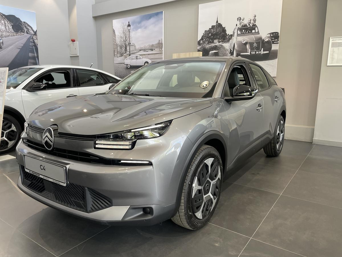CITROEN NOVI C4  PLUS 1.2L 130KS EAT8 