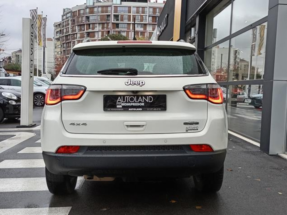 Jeep Compass 2.0 Longitude AUT4x4