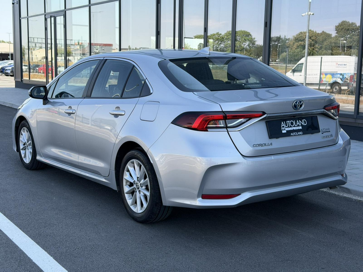 Toyota Corolla 1.8 Hyb. AUT 