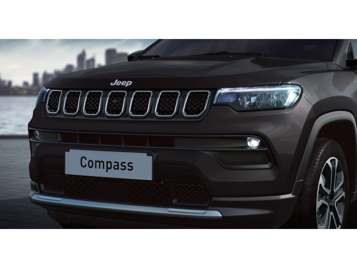 Jeep Compass 1.6mjet 130ks MT Limited -pack 1