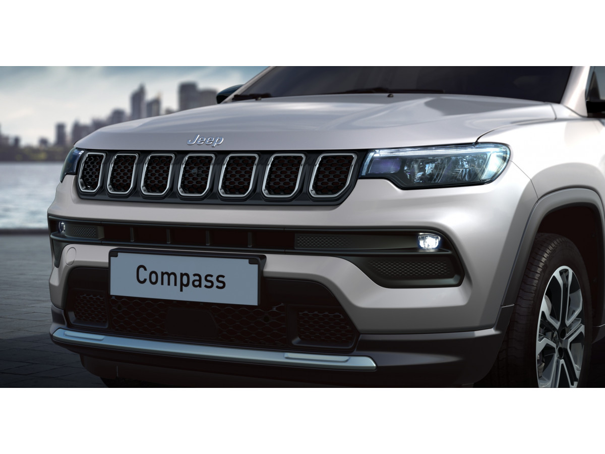 Jeep Compass 1.6mjet 130ks MT Limited -pack 1