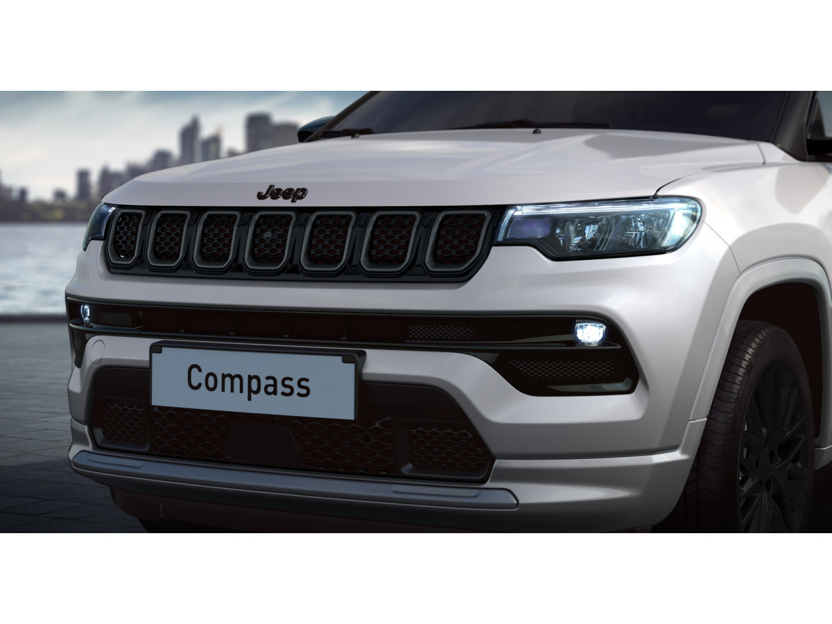 Jeep Compass e-Hybrid 1.5 MHEV 130ks+20ks DCT7 Limited S - Pack 2