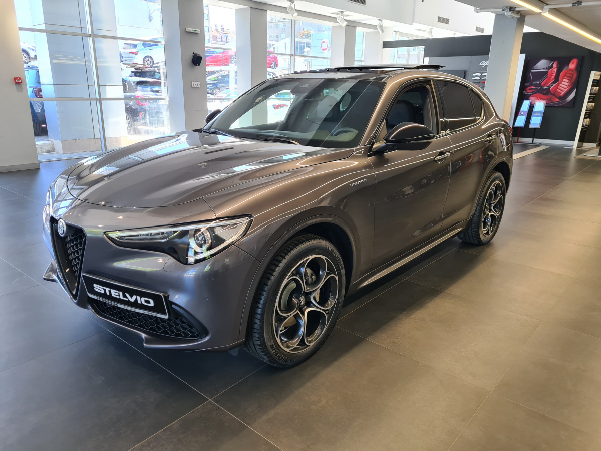 Alfa Romeo Stelvio 2.0 Petrol 280KS Q4 AT8 VELOCE