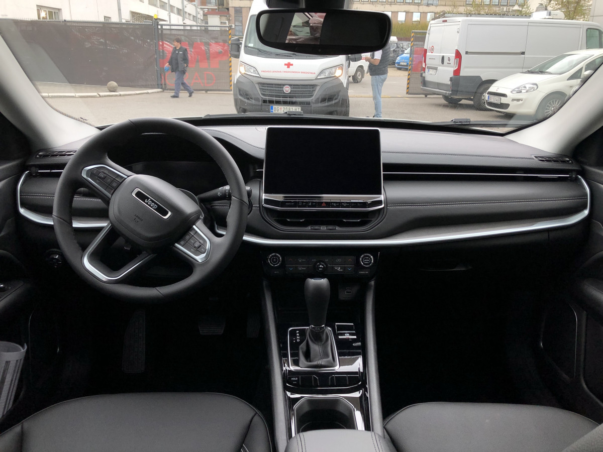 Jeep Compass e-Hybrid 1.5 MHEV 130ks+20ks DCT7 Limited - Pack 2