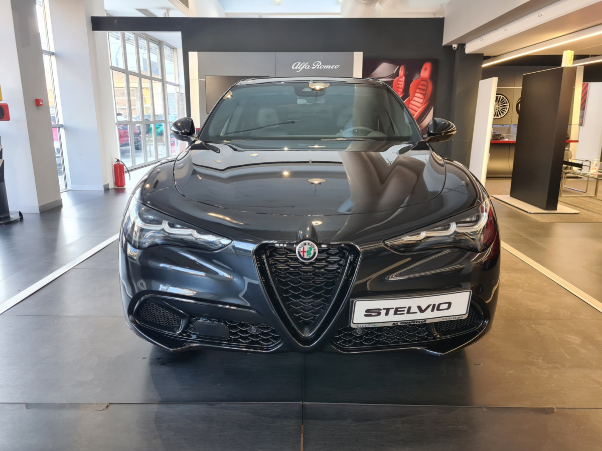 Alfa Romeo Stelvio 2.0 280KS Q4 AT8 COMPETIZIONE
