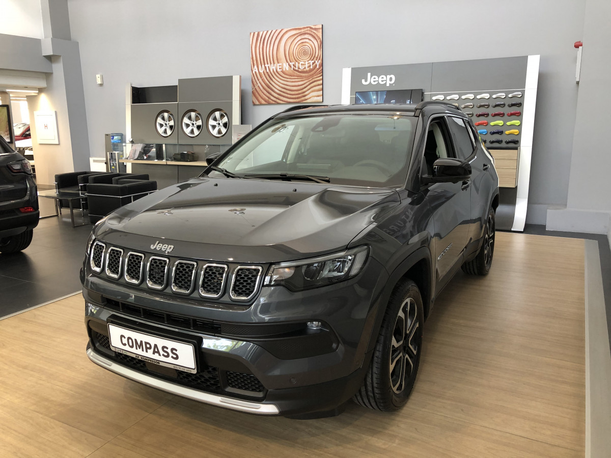 Jeep Compass e-Hybrid 1.5 MHEV 130ks+20ks DCT7 Limited - Pack 2