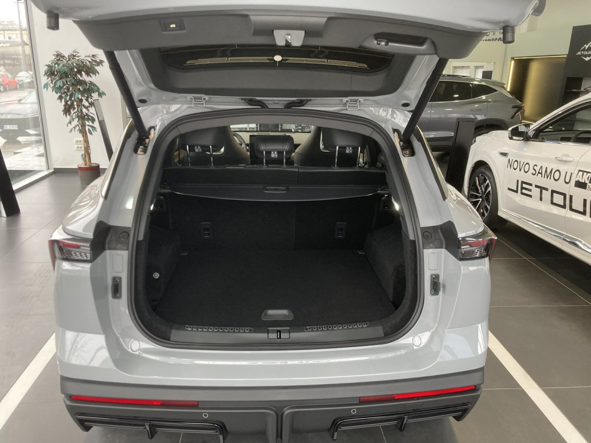 Jetour Dashing 1.6T 197ks 7DCT - Travel Version 