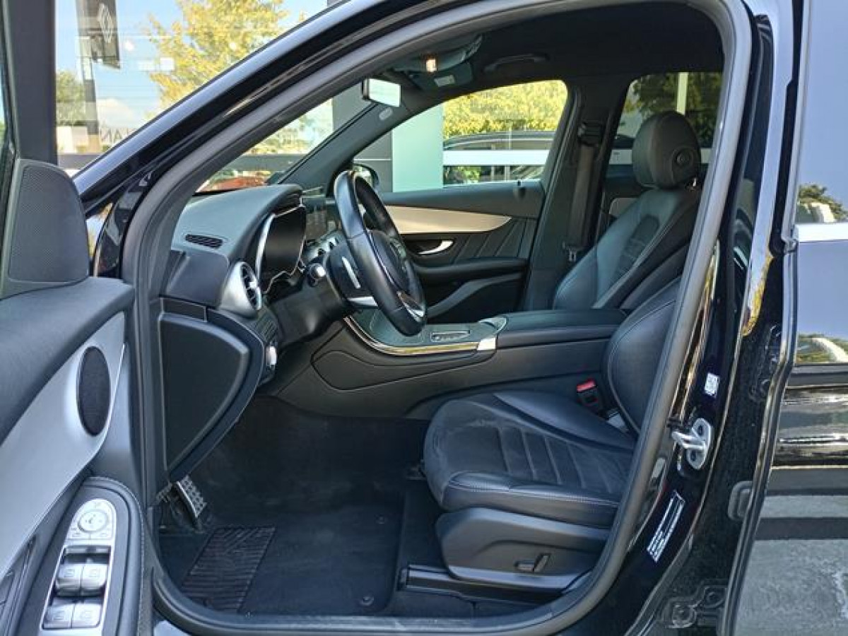 Mercedes Benz GLC 220 D 4MATIC