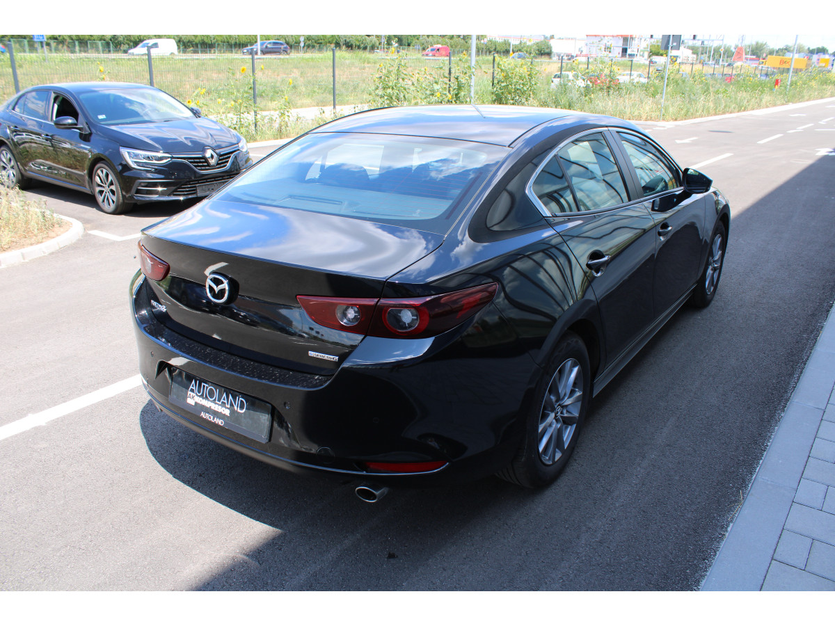 Mazda 3 2.0 eSkyactiv G 