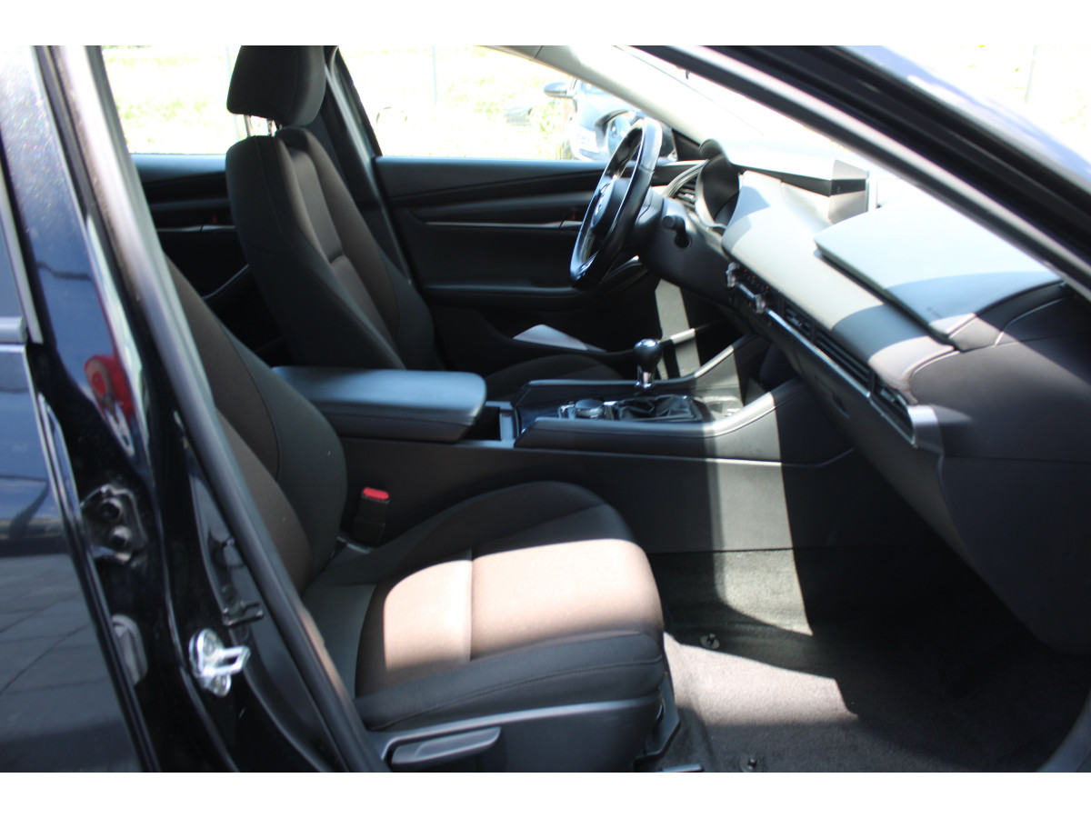 Mazda 3 2.0 eSkyactiv G 
