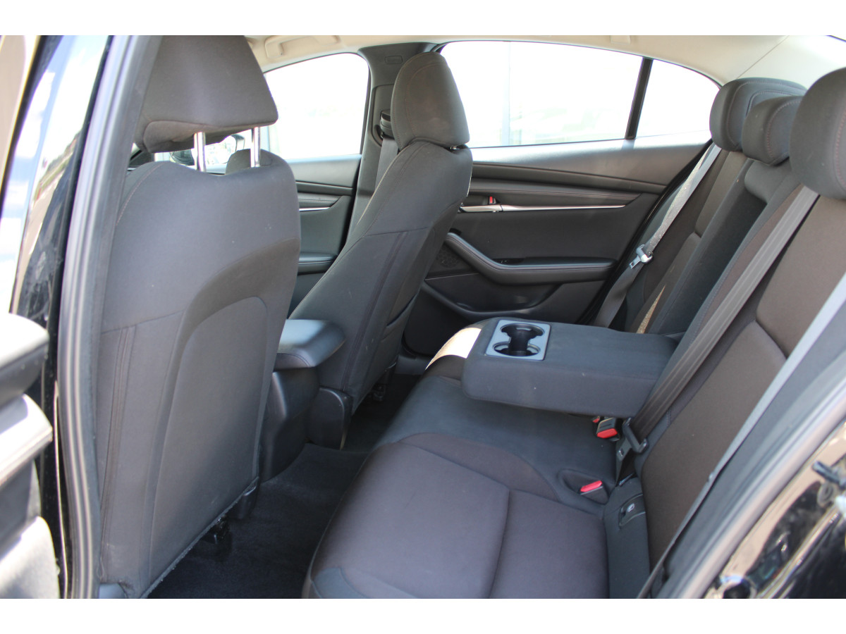 Mazda 3 2.0 eSkyactiv G 