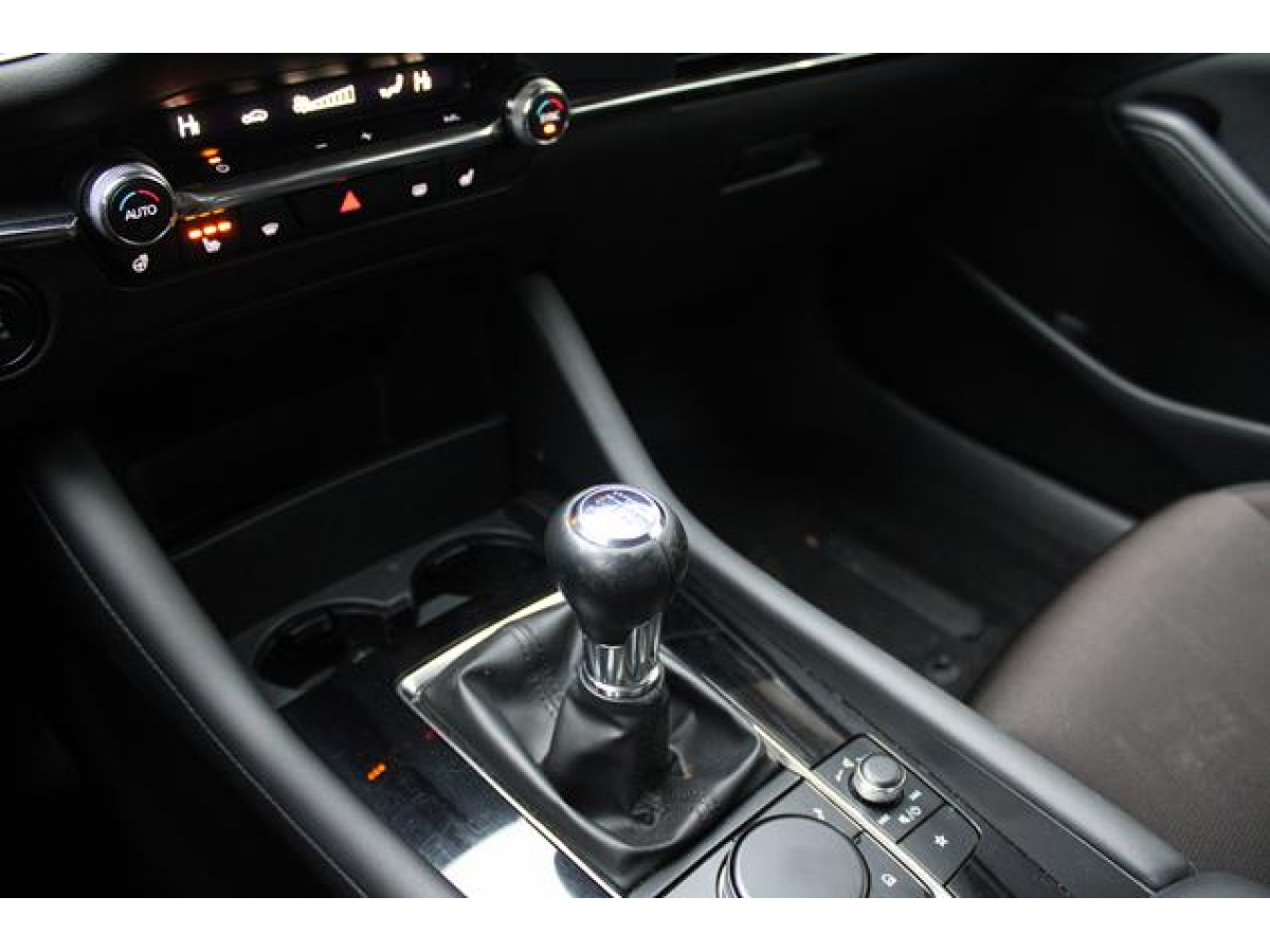Mazda 3 G122 Skyactiv 