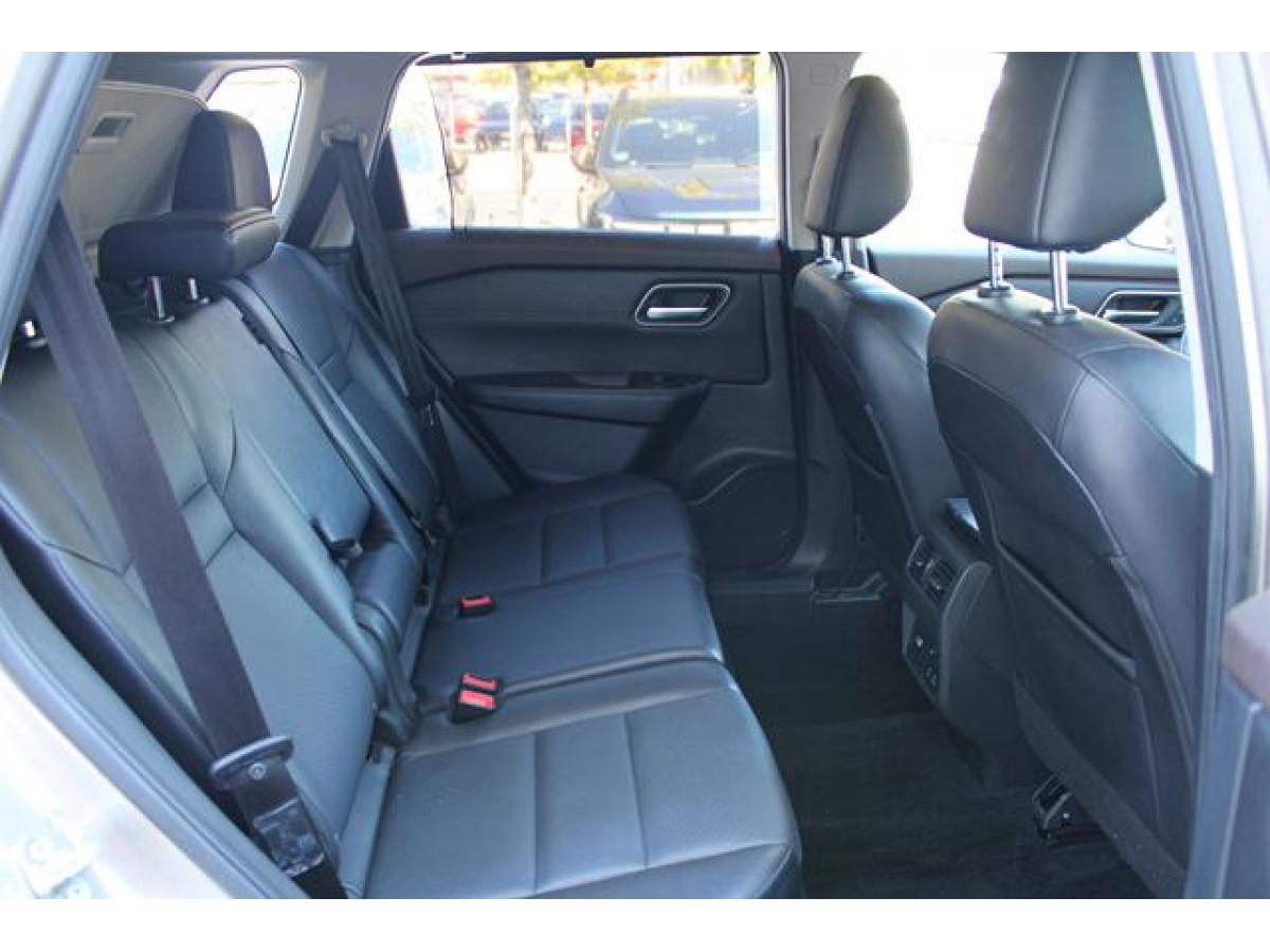 Nissan X-Trail 1.5 CVT HYBRID 