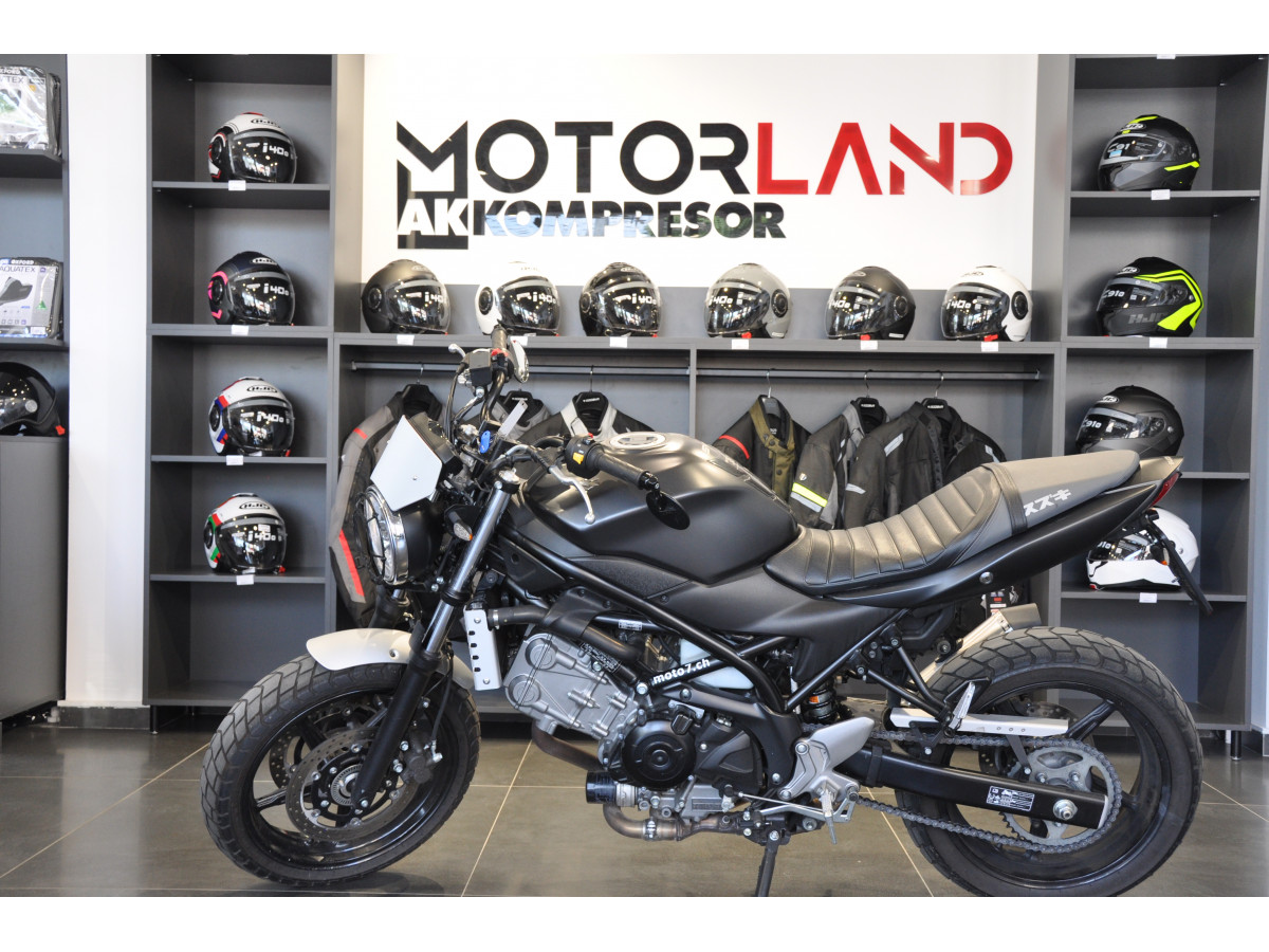 Suzuki SV650 