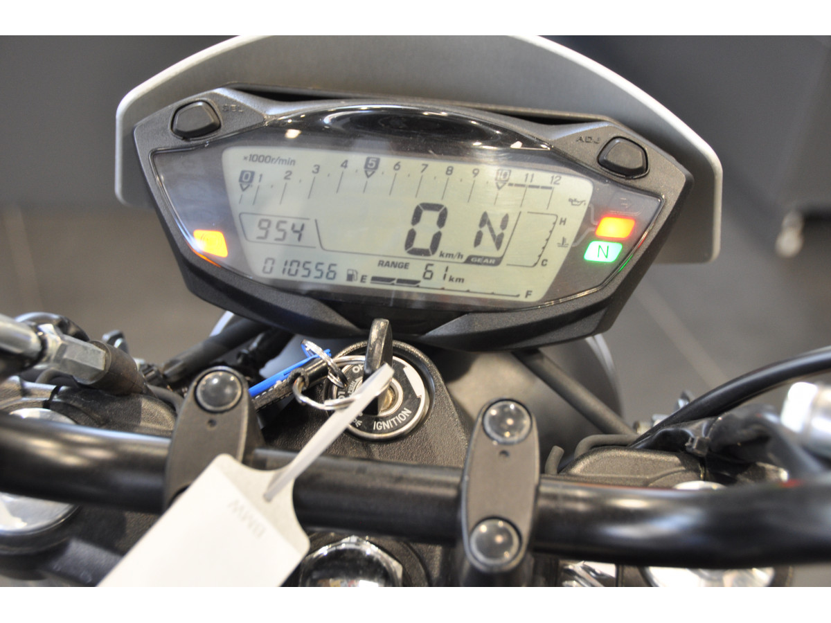 Suzuki SV650 