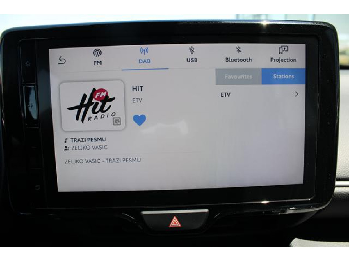 Toyota Yaris Cross 1.5 iE Hybrid 