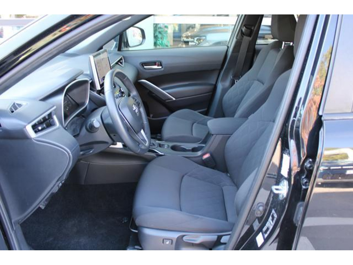 Toyota Corolla Cross 2.0 HEV E-CVT 
