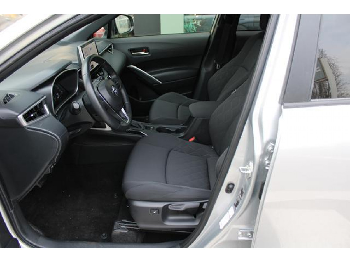 Toyota Corolla Cross 2.0 HEV E-CVT 