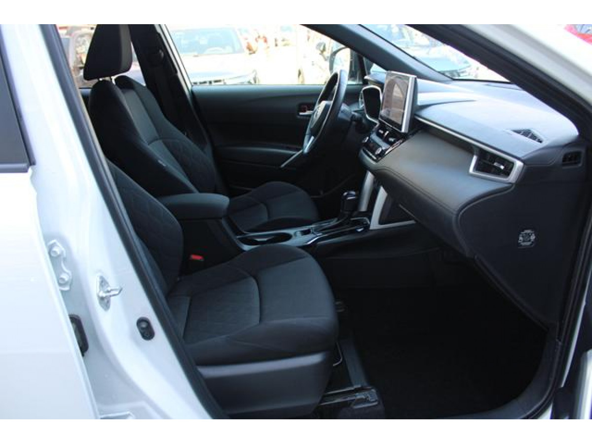 Toyota Corolla Cross 2.0 HEV E-CVT 